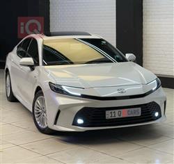 تۆیۆتا کامری